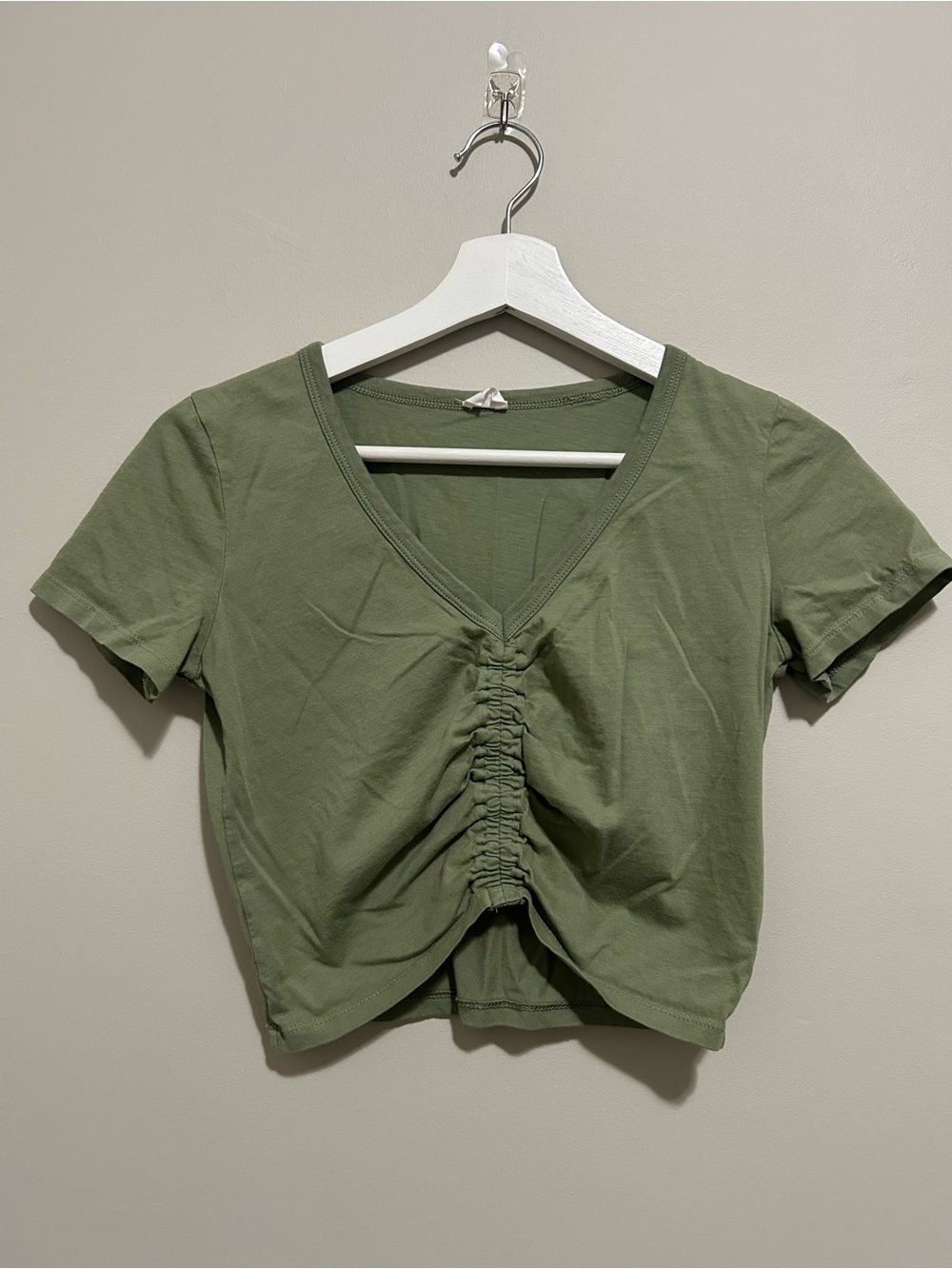 Wilfred Olive Ruched V-Neck Crop Top